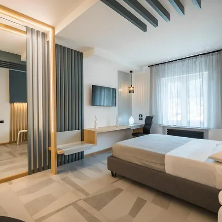 Leukosia House Holiday home *