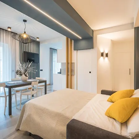 Holiday home Leukosia House